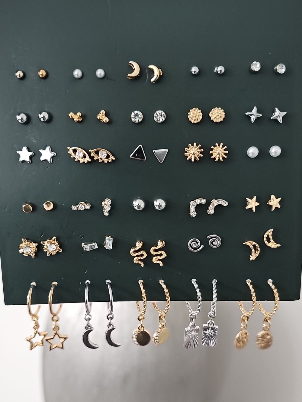Wild Fable Earring Set - Picture 4 of 4
